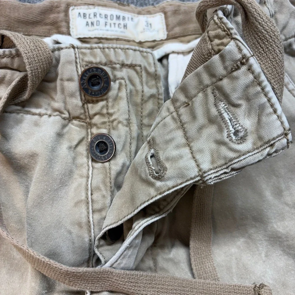 Abercrombie and Fitch Mens Cargo Shorts Tan Khaki Size 31 Drawstring Utility 33W